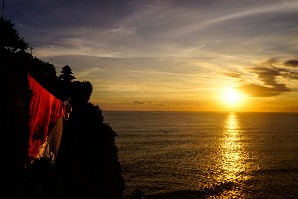 Phần 2 – Kuta: Chạy đua với hoàng hôn